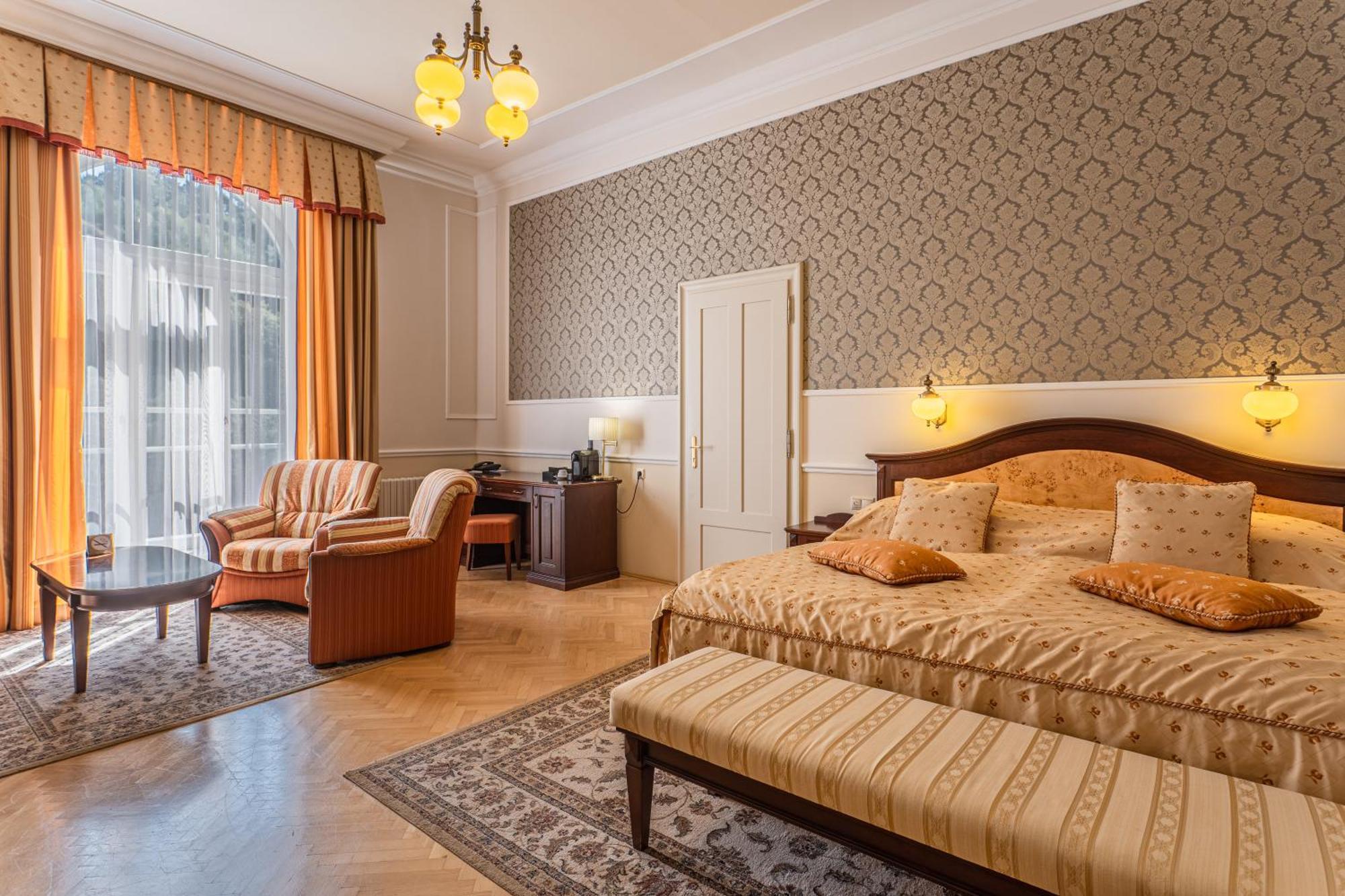 Hotel Radium Palace Jáchymov Kültér fotó