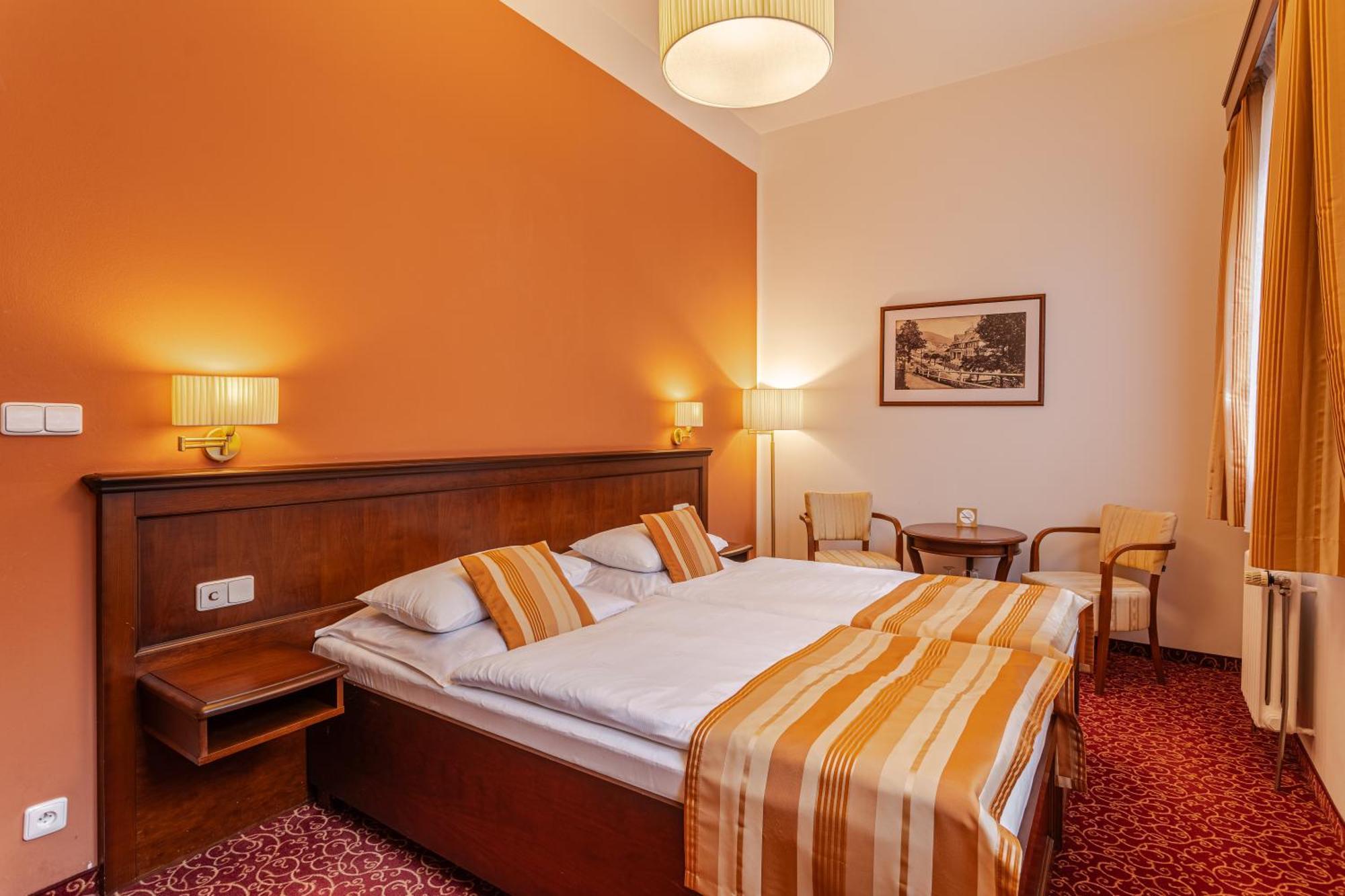 Hotel Radium Palace Jáchymov Kültér fotó