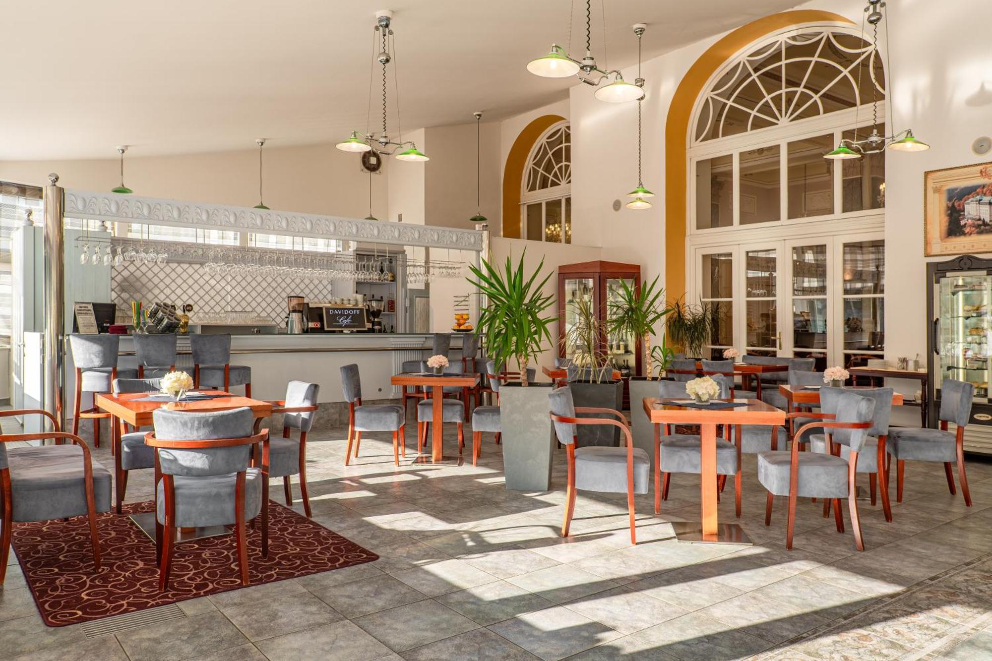 Hotel Radium Palace Jáchymov Kültér fotó