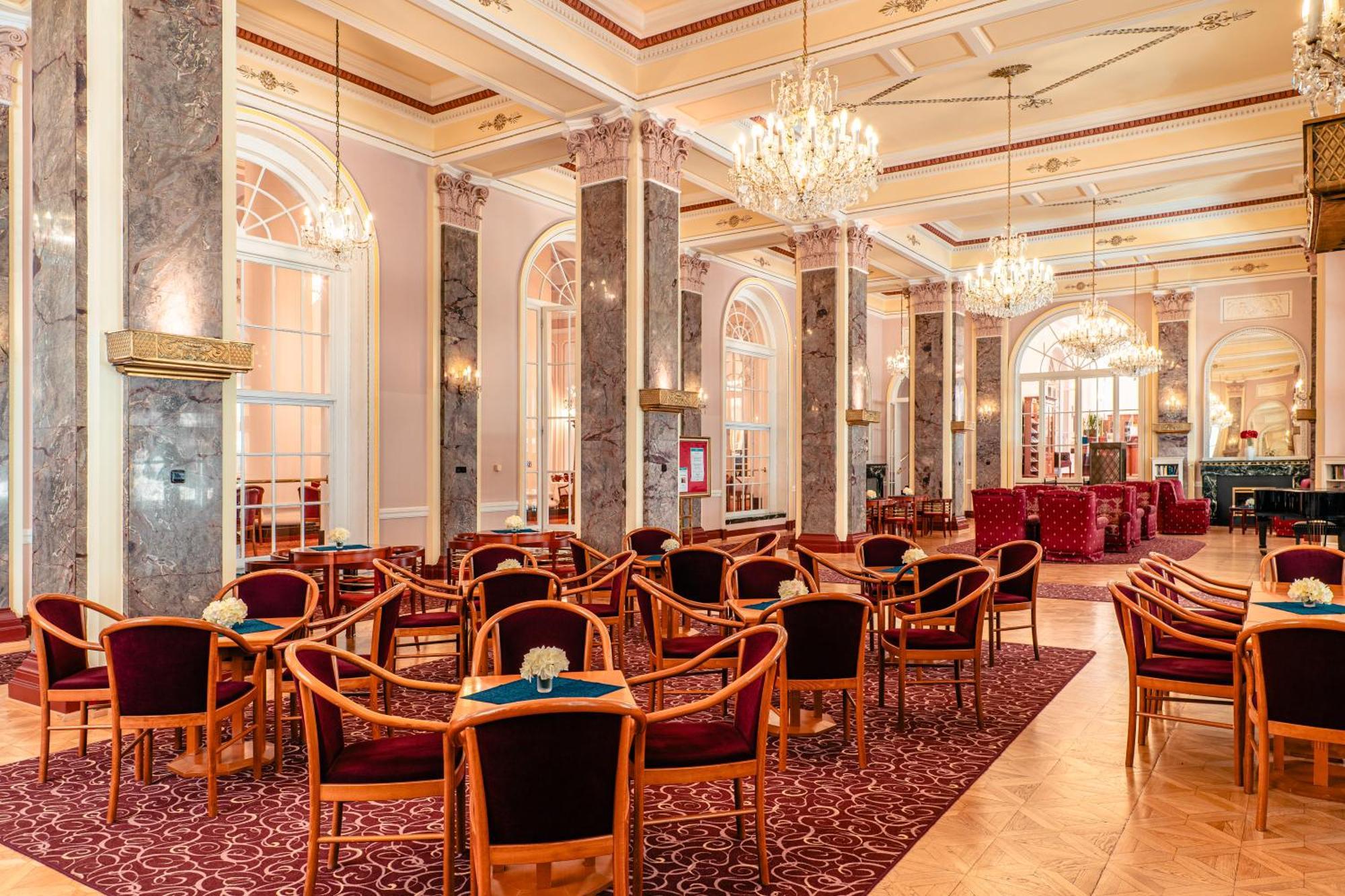 Hotel Radium Palace Jáchymov Kültér fotó