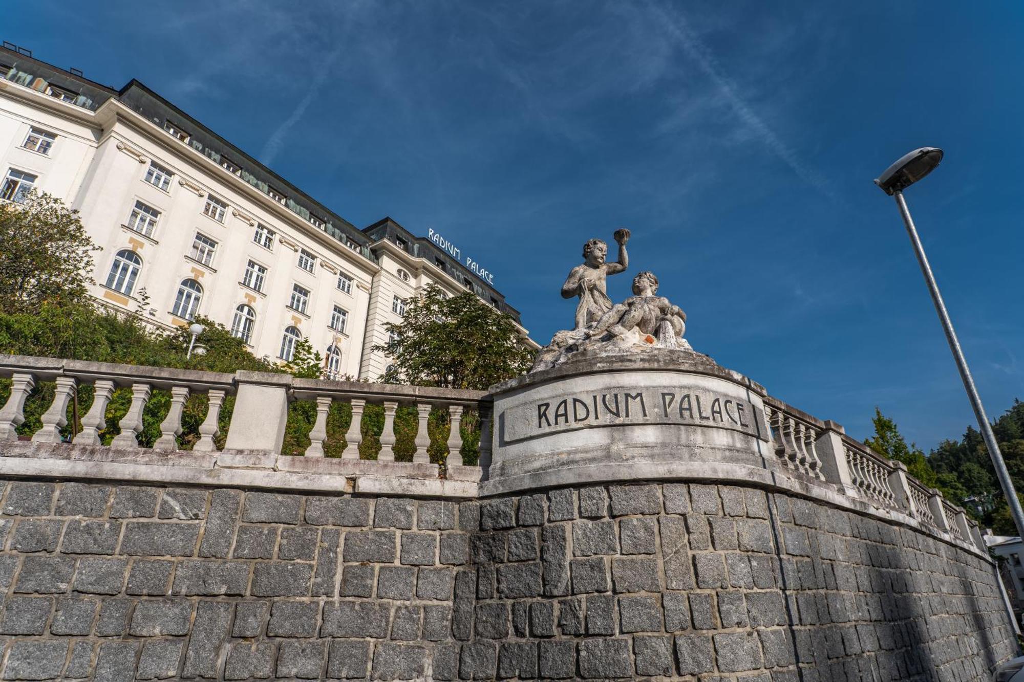 Hotel Radium Palace Jáchymov Kültér fotó