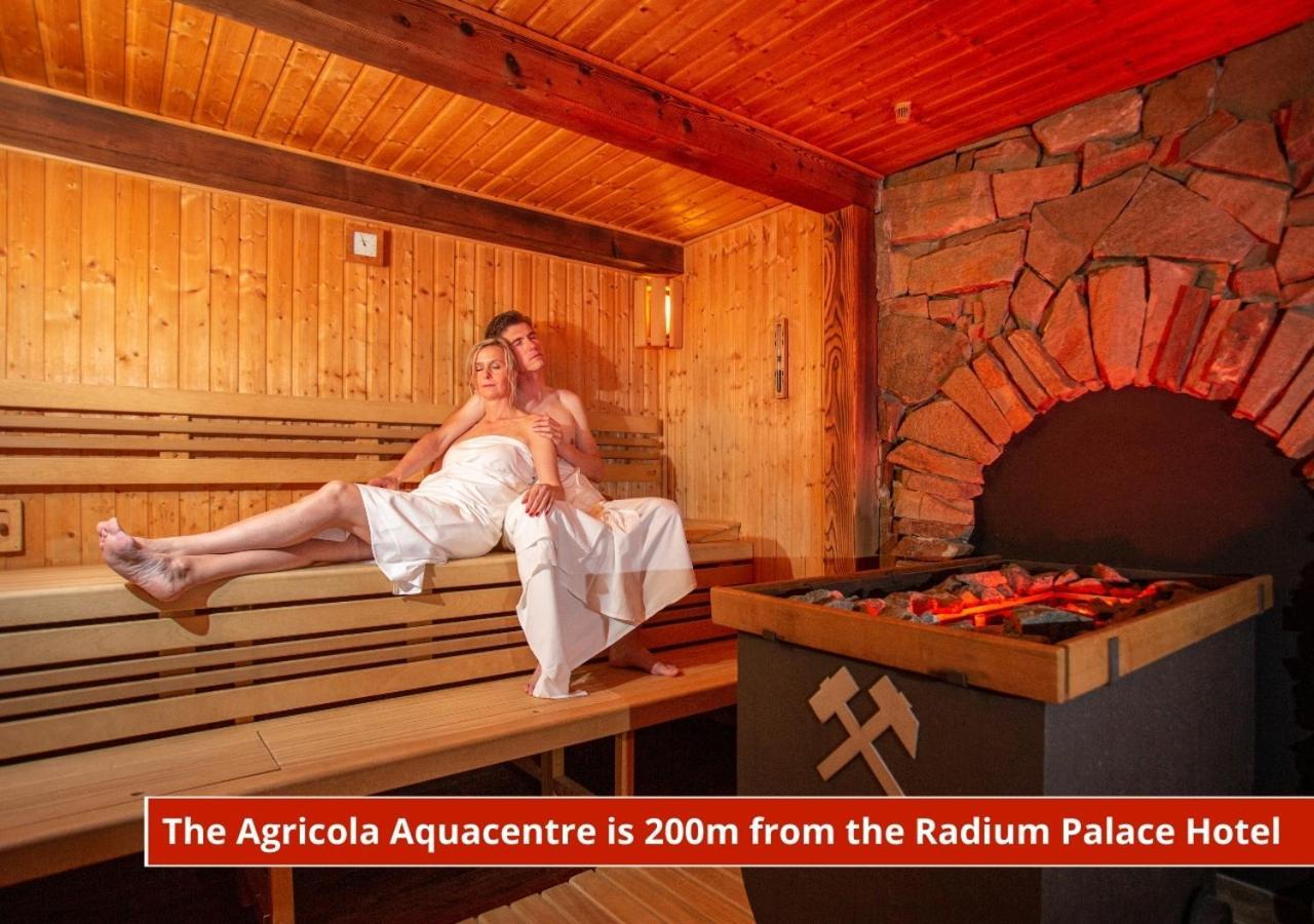 Hotel Radium Palace Jáchymov Kültér fotó